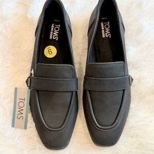 TOMS Women's Classic Black Flats